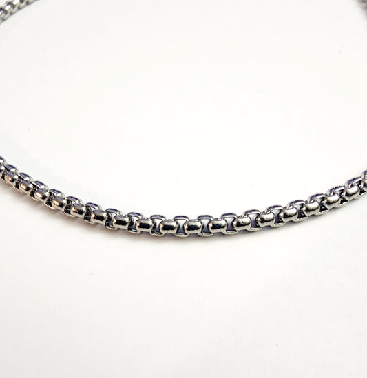 Stainless Steel Necklace - 7.83hz