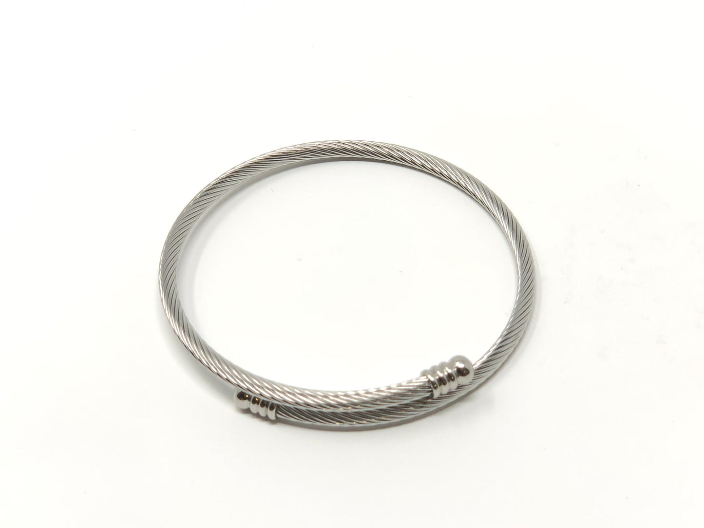 Expanding Cable Bracelet