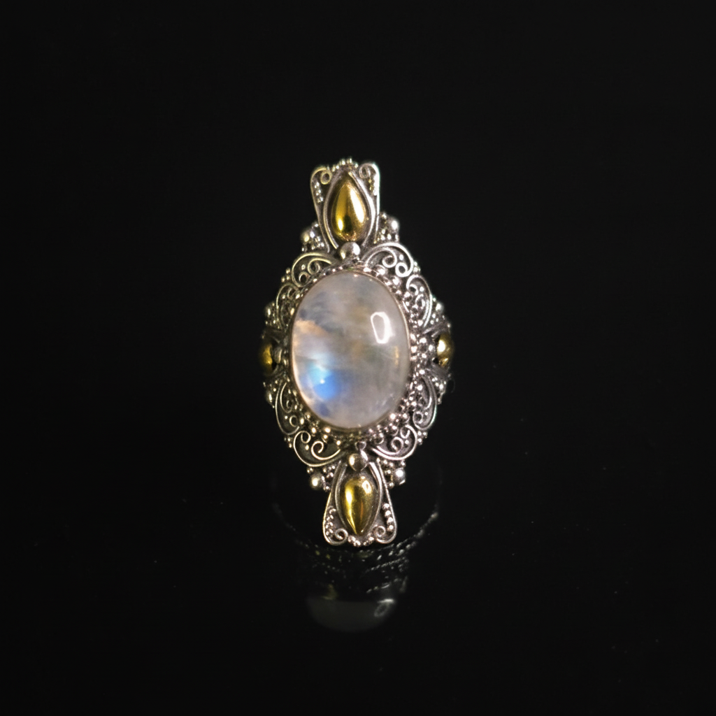 THE CROWN OF THE MOON - Moonstone