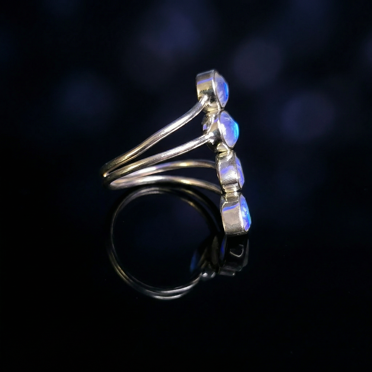 THE MOONSPIRE RING — Moonstone