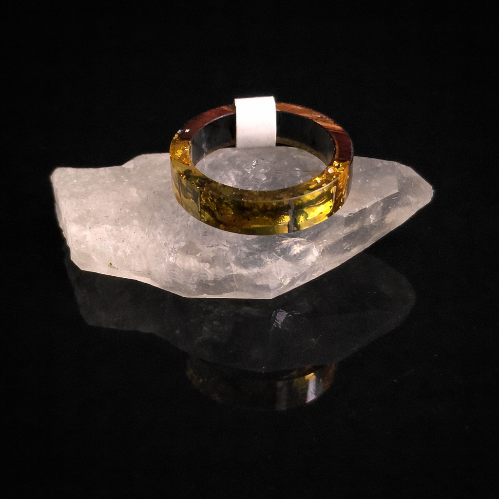 Resin Relic Ring — Golden Moss